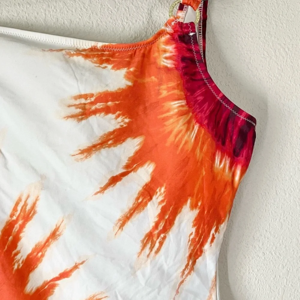 TRINA TURK One-Shoulder One-Piece Swimsuit Sunburst Tie-Dye
Bold Colorful 12 - Picture 3 of 9